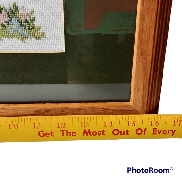 Framed Cross Stitch Three Little Pigs Wagon Garden Friends Stick Together - Picture 8 of 8